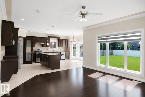 14037 161A Avenue Nw, Edmonton, AB 