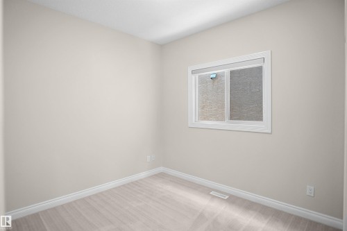 14037 161A Avenue Nw, Edmonton, AB 