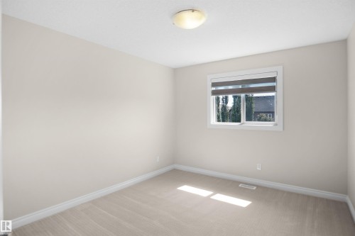 14037 161A Avenue Nw, Edmonton, AB 