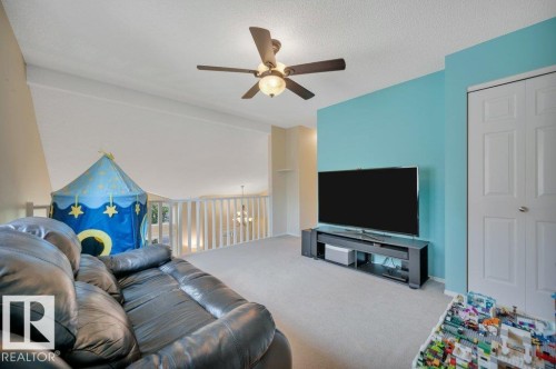 568 Buchanan Road Nw, Edmonton, AB - Indoor