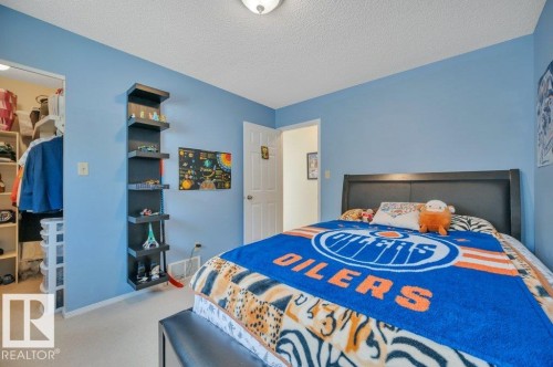 568 Buchanan Road Nw, Edmonton, AB - Indoor Photo Showing Bedroom