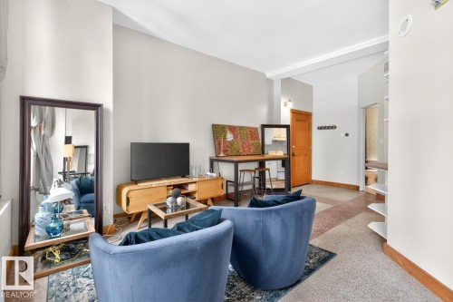 #801 10134 100 St Nw, Edmonton, AB - Indoor