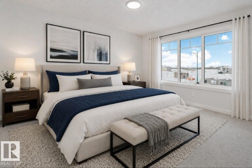 2735 6 Avenue Sw, Edmonton, AB - Indoor Photo Showing Bedroom