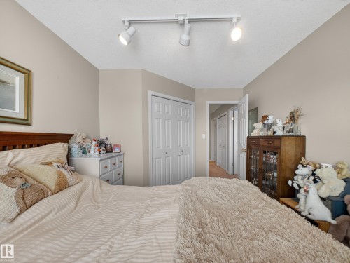 403 Twin Brooks Crescent Nw, Edmonton, AB 