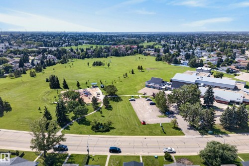 3612 18 Avenue Nw, Edmonton, AB - Outdoor With View