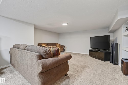 3612 18 Avenue Nw, Edmonton, AB - Indoor