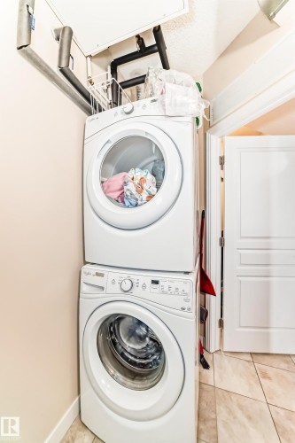 #3403 6 Augustine Cr, Sherwood Park, AB - Indoor Photo Showing Laundry Room
