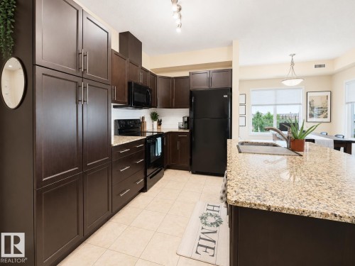 #3403 6 Augustine Cr, Sherwood Park, AB - Indoor Photo Showing Kitchen
