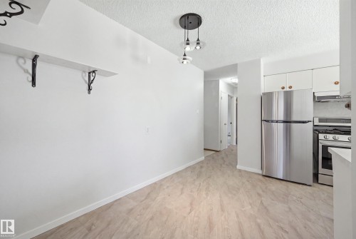 5210 43 Avenue, Leduc, AB 