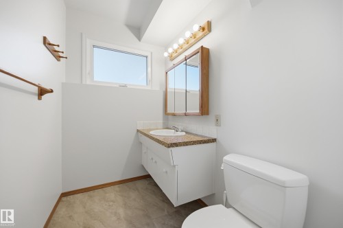 5210 43 Avenue, Leduc, AB 
