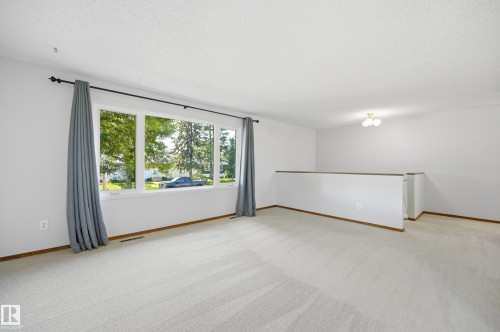 5210 43 Avenue, Leduc, AB 