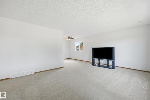 5210 43 Avenue, Leduc, AB 