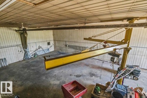 54115 Range Road 270, Rural Sturgeon County, AB - Indoor Photo Showing Garage