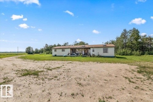 54115 Range Road 270, Rural Sturgeon County, AB - Outdoor