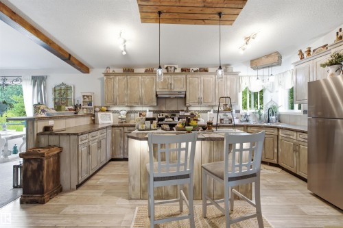 #116 59526 Hwy 657, Rural Bonnyville M.D., AB - Indoor Photo Showing Kitchen With Upgraded Kitchen