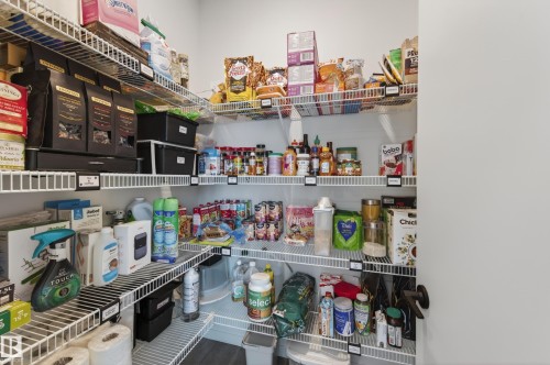 512 37 Street Sw, Edmonton, AB - Indoor With Storage