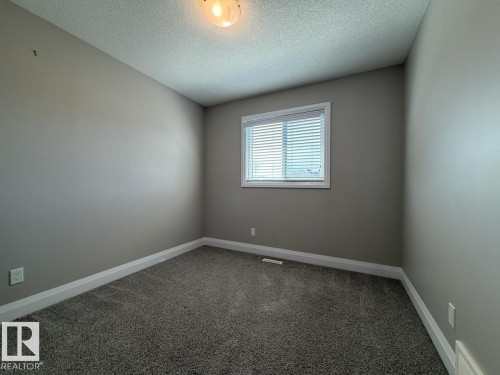 2616 Price Common Sw, Edmonton, AB - Indoor Photo Showing Other Room
