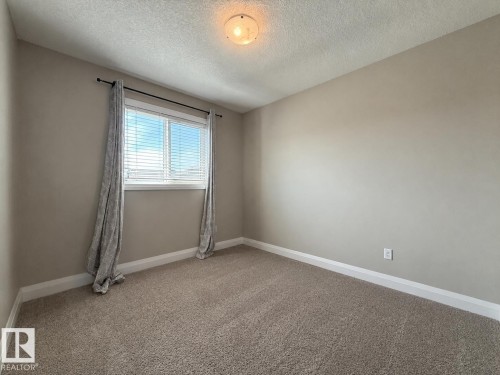 2616 Price Common Sw, Edmonton, AB - Indoor Photo Showing Other Room