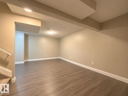 2616 Price Common Sw, Edmonton, AB - Indoor Photo Showing Other Room