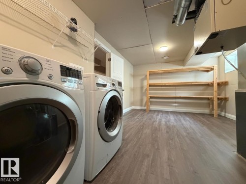 2616 Price Common Sw, Edmonton, AB - Indoor Photo Showing Laundry Room