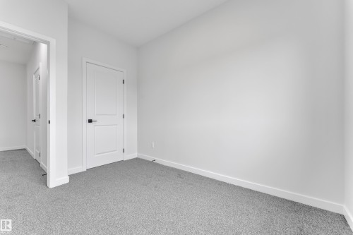 6371 King Wynd Sw, Edmonton, AB - Indoor Photo Showing Other Room