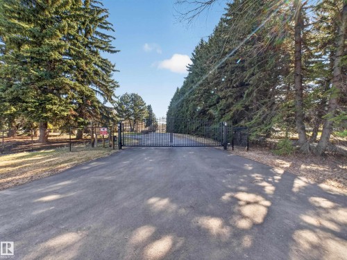 #80 23333 Wye Rd, Rural Strathcona County, AB - Outdoor With View
