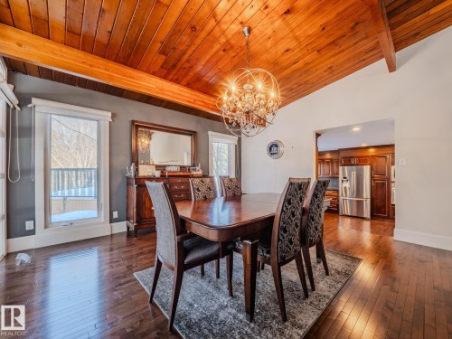 #80 23333 Wye Rd, Rural Strathcona County, AB - Indoor Photo Showing Dining Room