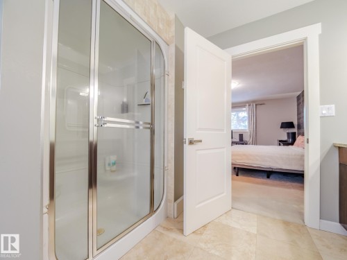 #80 23333 Wye Rd, Rural Strathcona County, AB - Indoor Photo Showing Bathroom