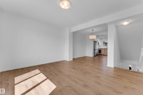 22711 84 Avenue Nw, Edmonton, AB - Indoor Photo Showing Other Room