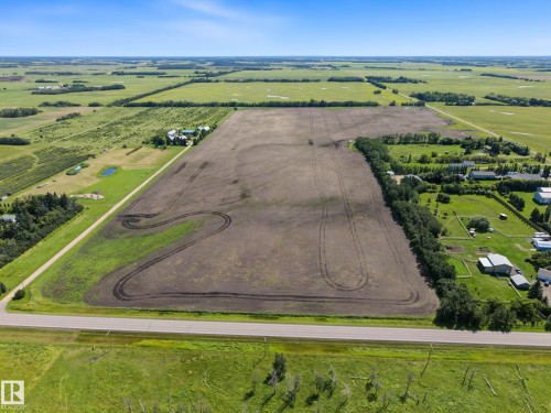 Township Rd 490 Range Road 252, Rural Leduc County, AB 