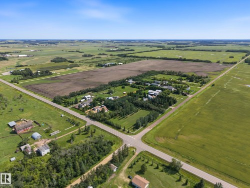 Township Rd 490 Range Road 252, Rural Leduc County, AB 