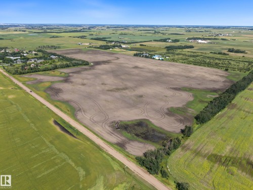 Township Rd 490 Range Road 252, Rural Leduc County, AB 