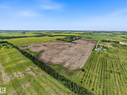 Township Rd 490 Range Road 252, Rural Leduc County, AB 