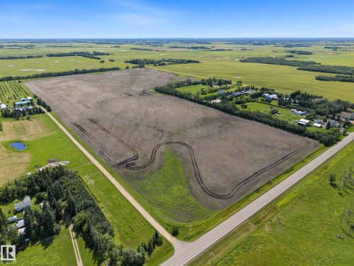 Township Rd 490 Range Road 252, Rural Leduc County, AB 