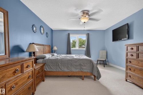 #302 11020 19 Av Nw, Edmonton, AB - Indoor Photo Showing Bedroom