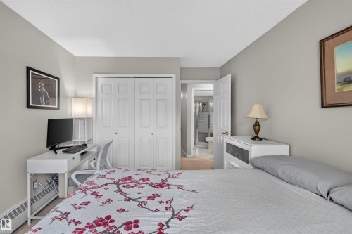 #302 11020 19 Av Nw, Edmonton, AB - Indoor Photo Showing Bedroom