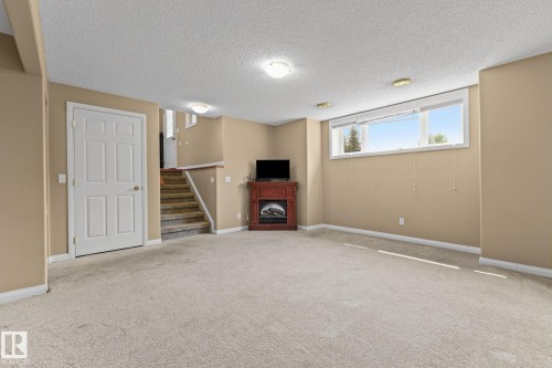 4712 48 Street, Onoway, AB - Indoor