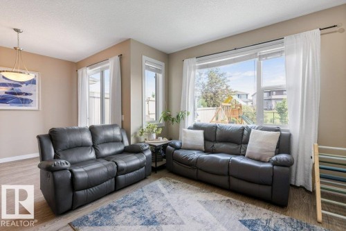 12831 205 Street Nw, Edmonton, AB - Indoor Photo Showing Living Room