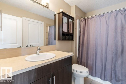 12831 205 Street Nw, Edmonton, AB - Indoor Photo Showing Bathroom