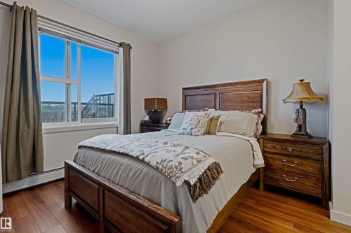 #120 320 Ambleside Link Li Sw, Edmonton, AB - Indoor Photo Showing Bedroom