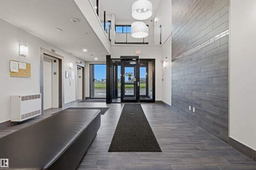 #120 320 Ambleside Link Li Sw, Edmonton, AB - Indoor Photo Showing Other Room