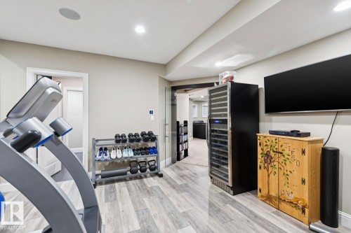 8927 117 Street Nw, Edmonton, AB - Indoor Photo Showing Other Room