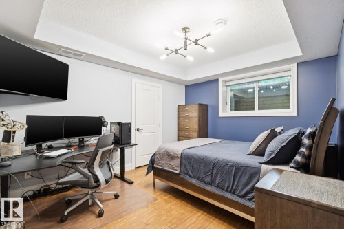 8927 117 Street Nw, Edmonton, AB - Indoor