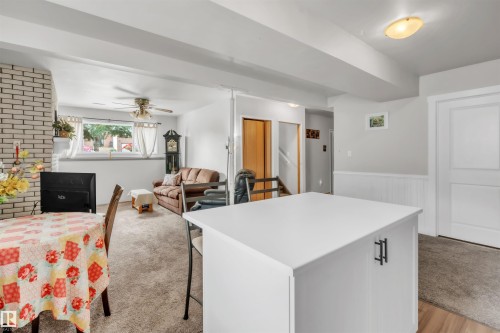 6112 51 Avenue, Cold Lake, AB - Indoor