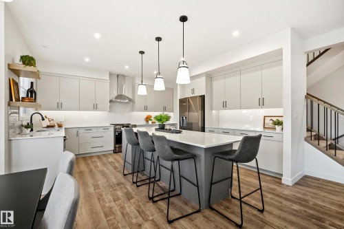 31 Prescott Close, Spruce Grove, AB - Indoor Photo Showing Kitchen With Upgraded Kitchen