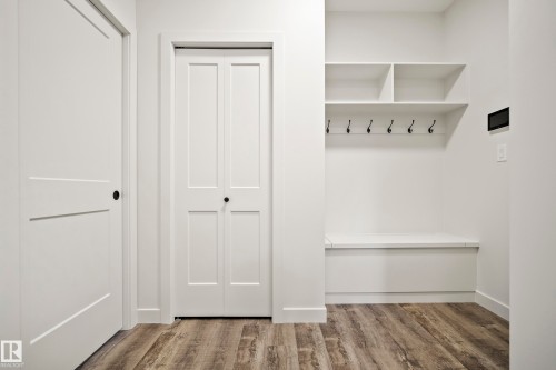 31 Prescott Close, Spruce Grove, AB - Indoor Photo Showing Other Room