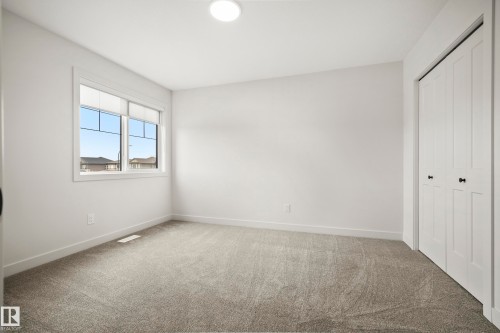 31 Prescott Close, Spruce Grove, AB - Indoor Photo Showing Other Room