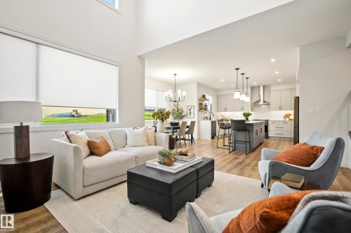 31 Prescott Close, Spruce Grove, AB - Indoor Photo Showing Living Room