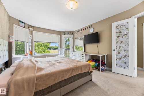 6514 106 Street Nw, Edmonton, AB - Indoor Photo Showing Bedroom
