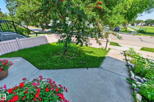 6514 106 Street Nw, Edmonton, AB - Outdoor